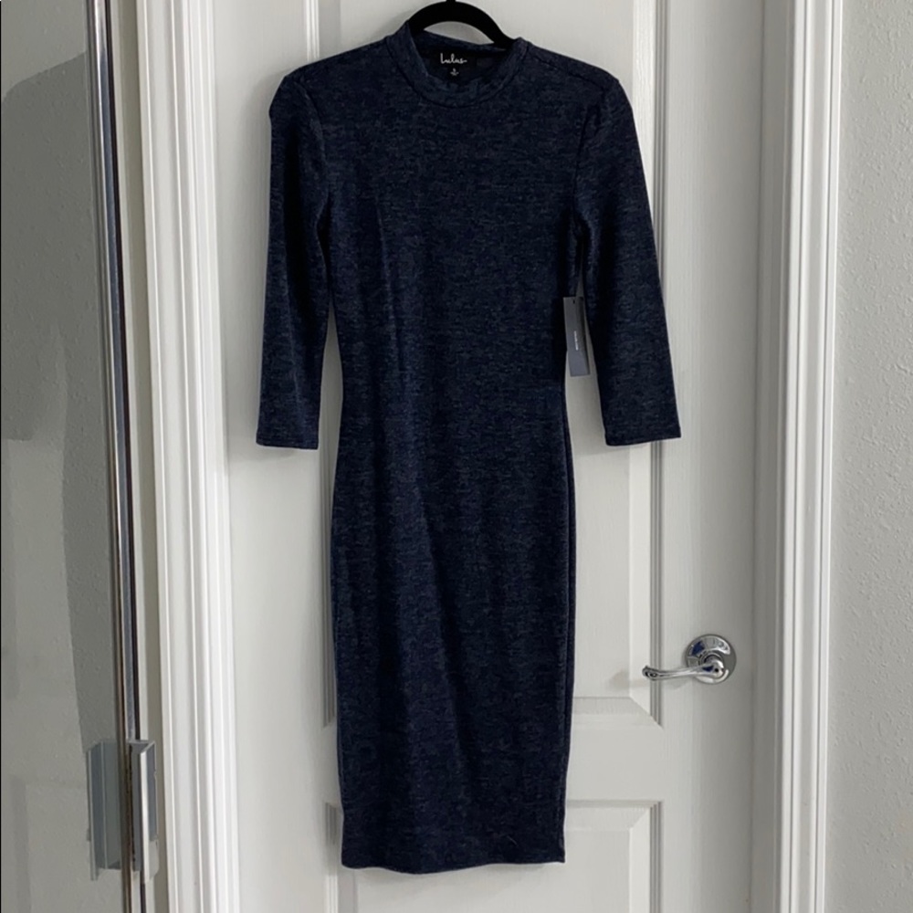 Lulu’s body con navy midi dress